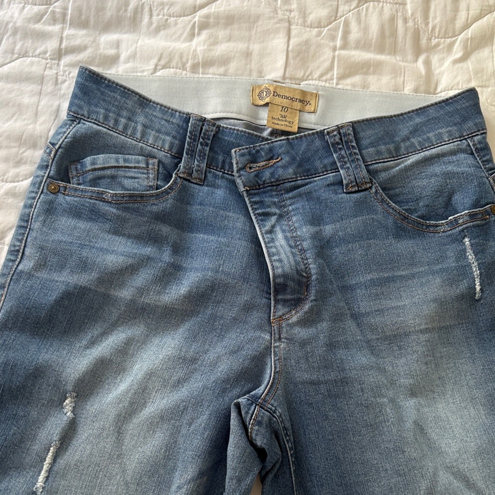 Democracy Womens Blue Jeans
